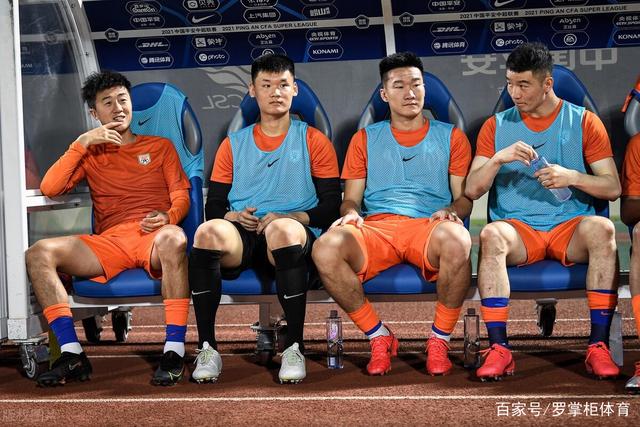 半场-中国男篮38-34荷兰男篮 廖三宁11分 朱俊龙9分 杨瀚森4中1